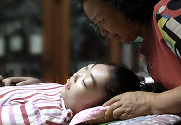 "아이와 단 하루라도 더 함께이고 싶어요"