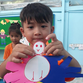 캄보디아 돈라이 유치원 아이들의 모습