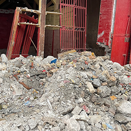 아이티 7.2 지진 피해 현장 텐트촌