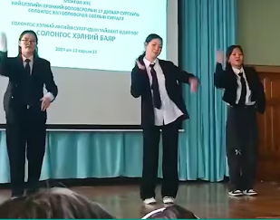 Wika Mongolia Korean Language School students K-POP dance