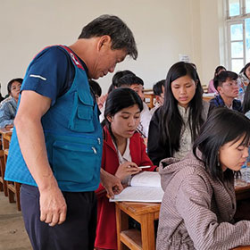 Myanmar Taunggyi WECA language school A student asks the teacher about a problem he or she does not know