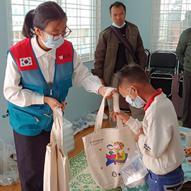 Myanmar Mae Taung Yua Language School opening ceremony