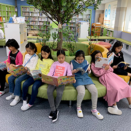 Book support to Wontong Elementary School in Gangwon-do