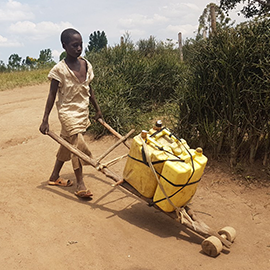 Refugee camp children give up school to find drinking water