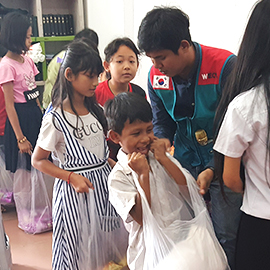 Educational support for children sponsored by Cambodian language school