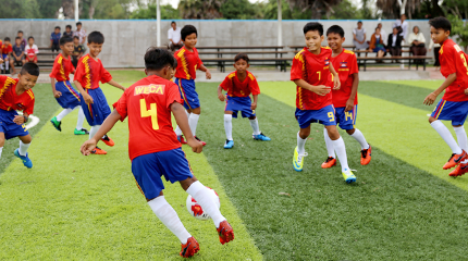 캄보디아 따똑초등학교 희망축구단 창단