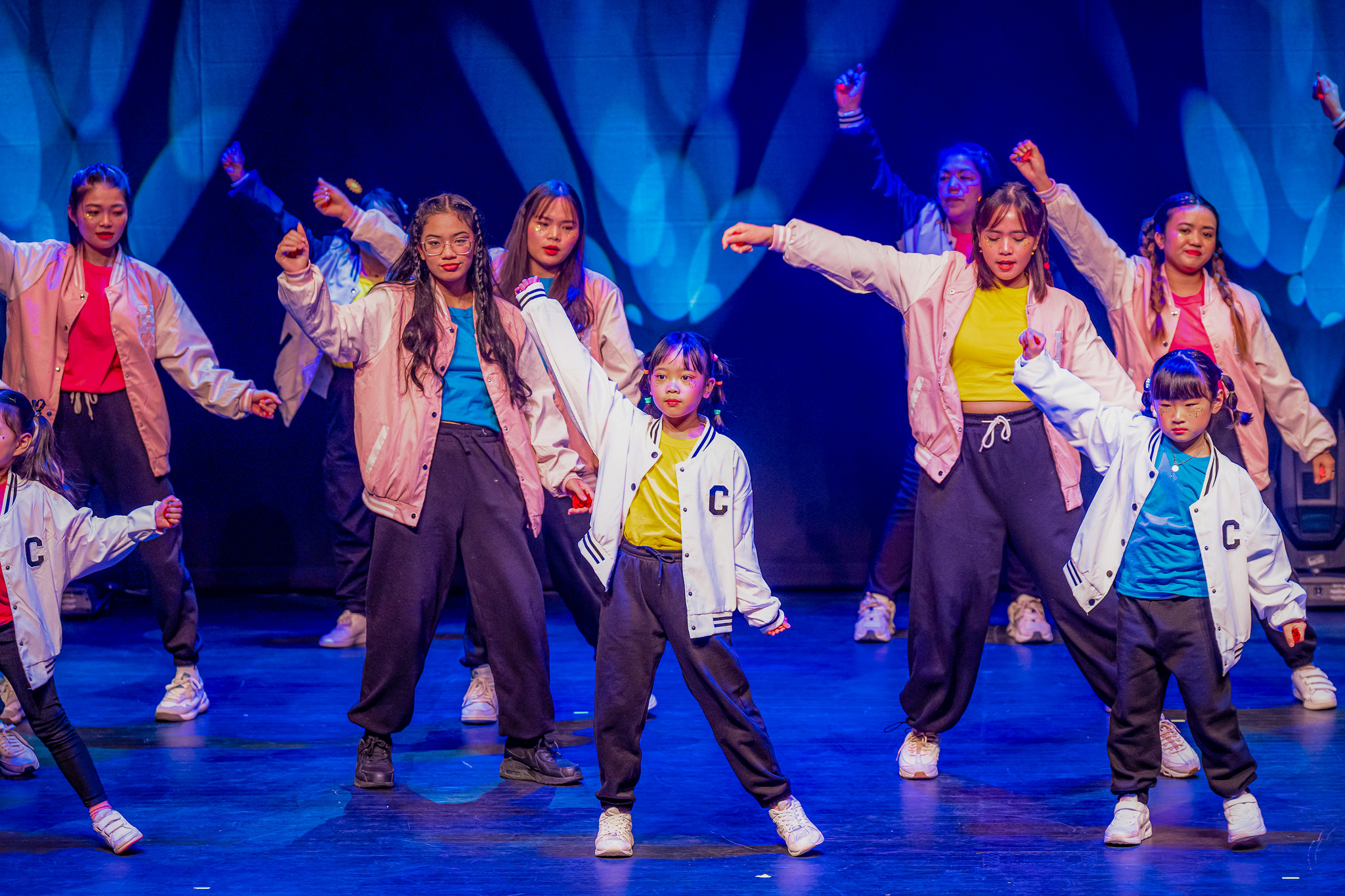 위(WE)대한 댄서 성과보고회 진행